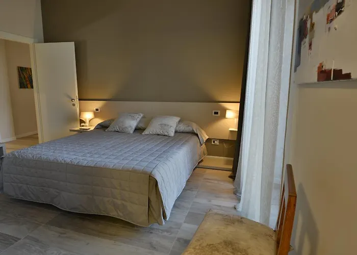 Daman Rooms & Breakfast