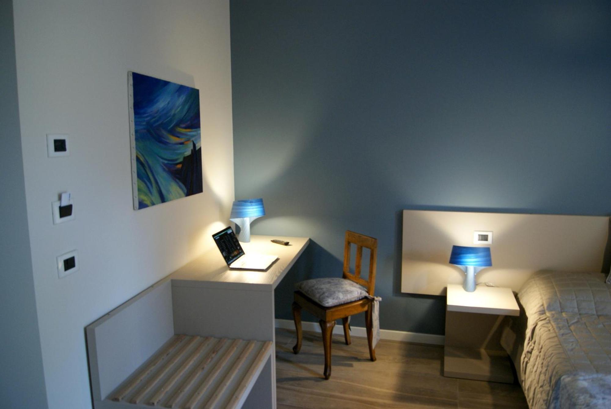 Bed & Breakfast Daman & Breakfast